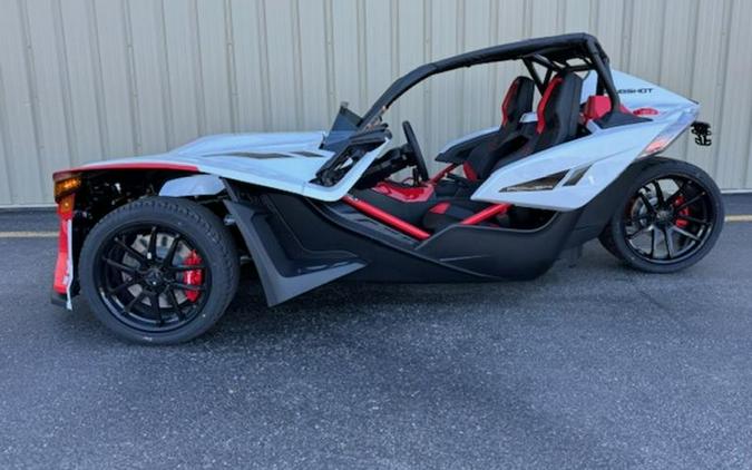 2024 Polaris Slingshot® ROUSH® Edition Manual