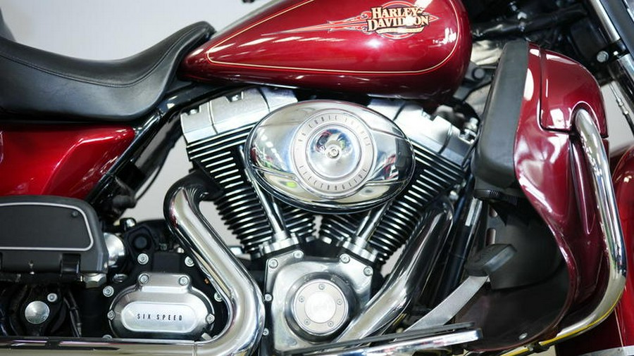 2010 Harley-Davidson® FLHTC - Electra Glide® Classic