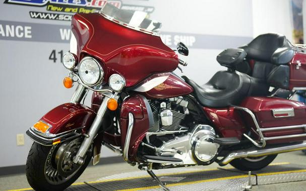 2010 Harley-Davidson® FLHTC - Electra Glide® Classic