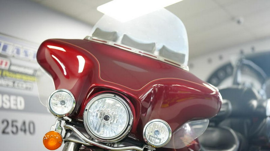 2010 Harley-Davidson® FLHTC - Electra Glide® Classic