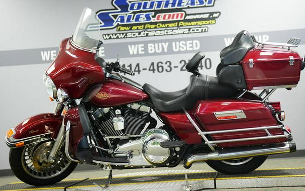 2010 Harley-Davidson® FLHTC - Electra Glide® Classic