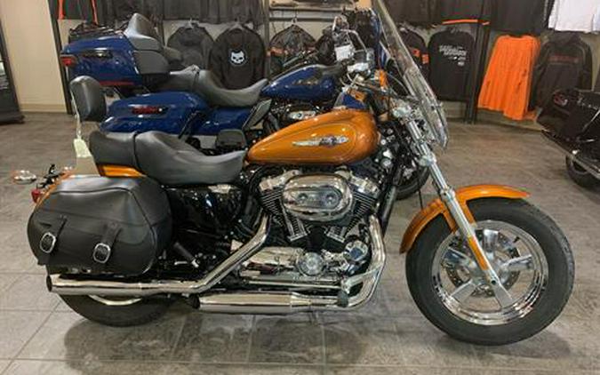 2015 Harley-Davidson 1200 Custom