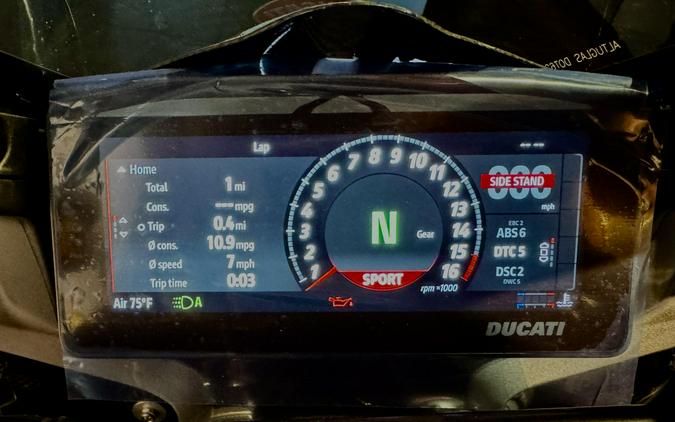 2026 Ducati Panigale V4 LAMBORGHINI