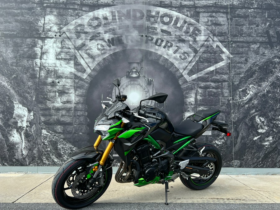 2024 Kawasaki Z900 SE ABS