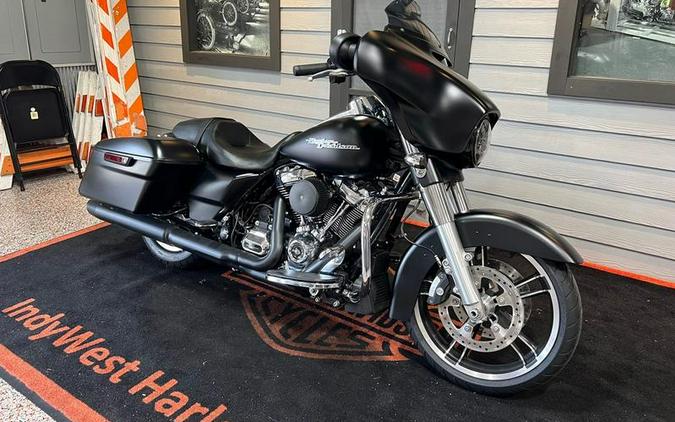 2017 Harley-Davidson® FLHXS - Street Glide® Special