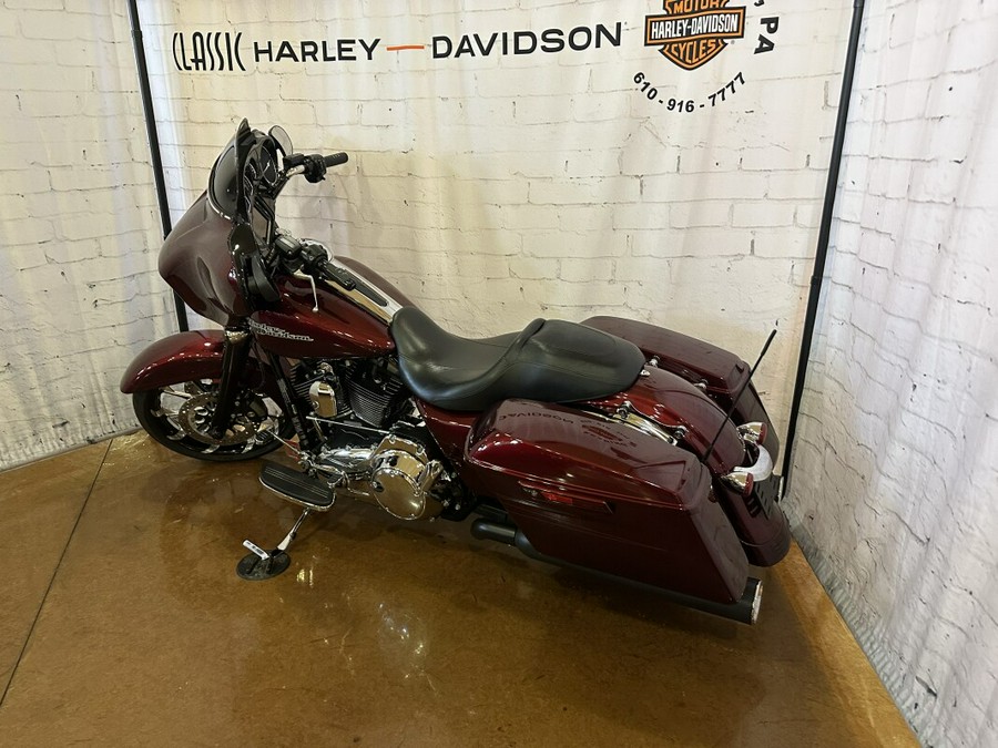 2014 Harley-Davidson Street Glide Special FLHXS Mysterious Red Sunglo