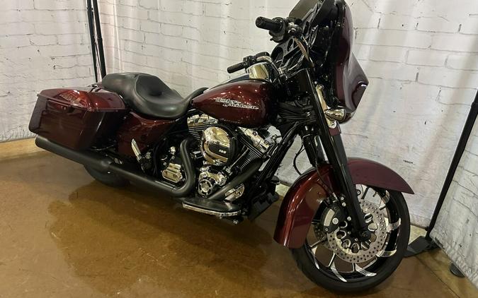 2014 Harley-Davidson Street Glide Special FLHXS Mysterious Red Sunglo