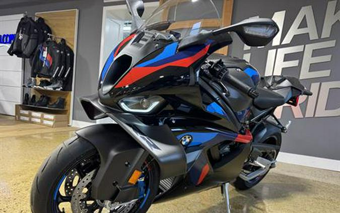 2026 BMW M 1000 RR