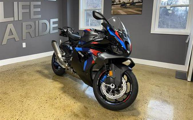 2026 BMW M 1000 RR