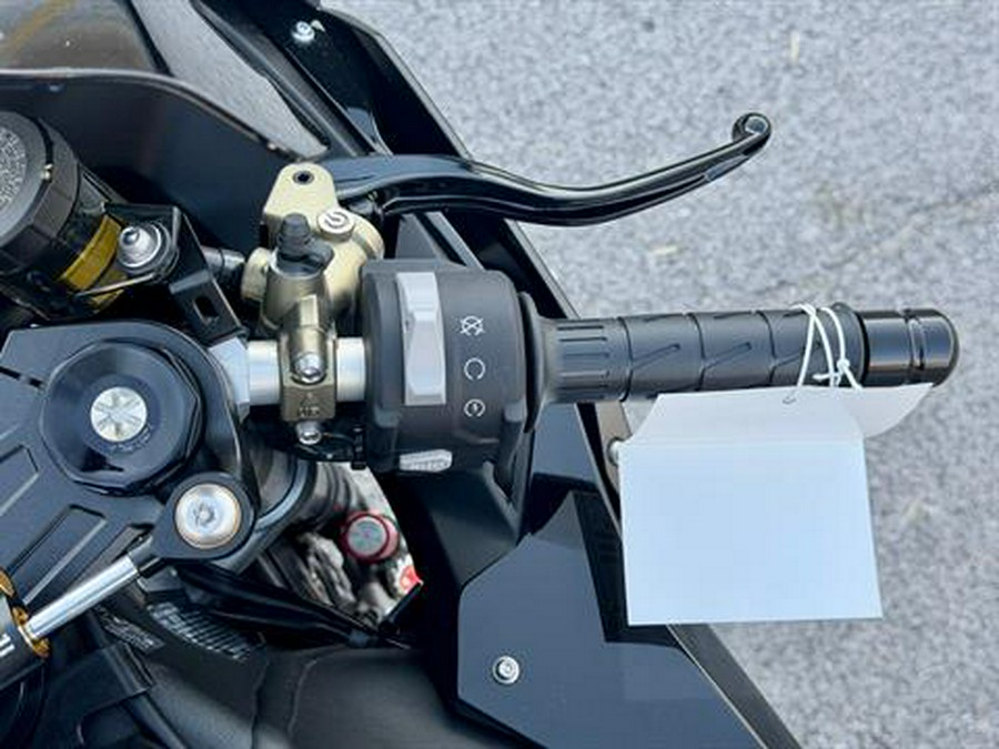 2025 Kawasaki Ninja ZX-10R