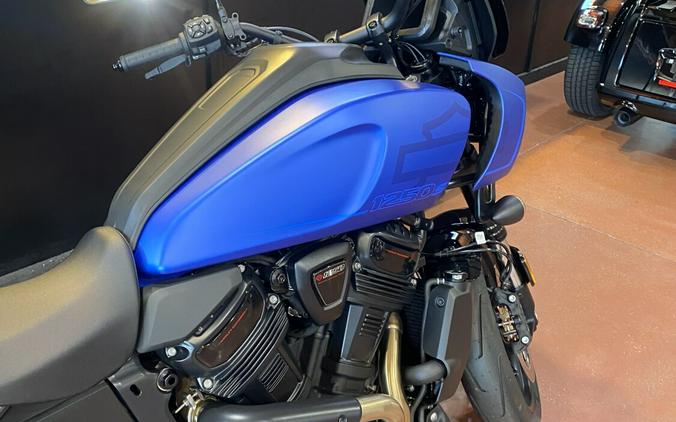 RA1250ST 2026 Pan America 1250 ST