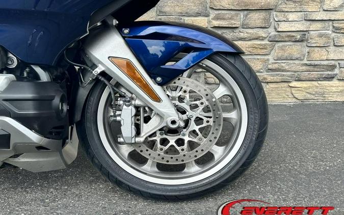 2018 Honda® Gold Wing Tour Automatic DCT Pearl Hawkseye Blue