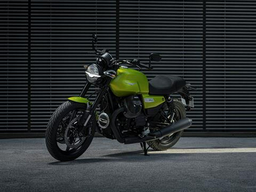 2027 Moto Guzzi V7 Sport