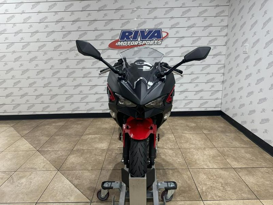 2024 Kawasaki Ninja® 500 ABS Passion Red/Metallic Flat Spark Black