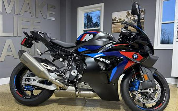 2026 BMW M 1000 RR