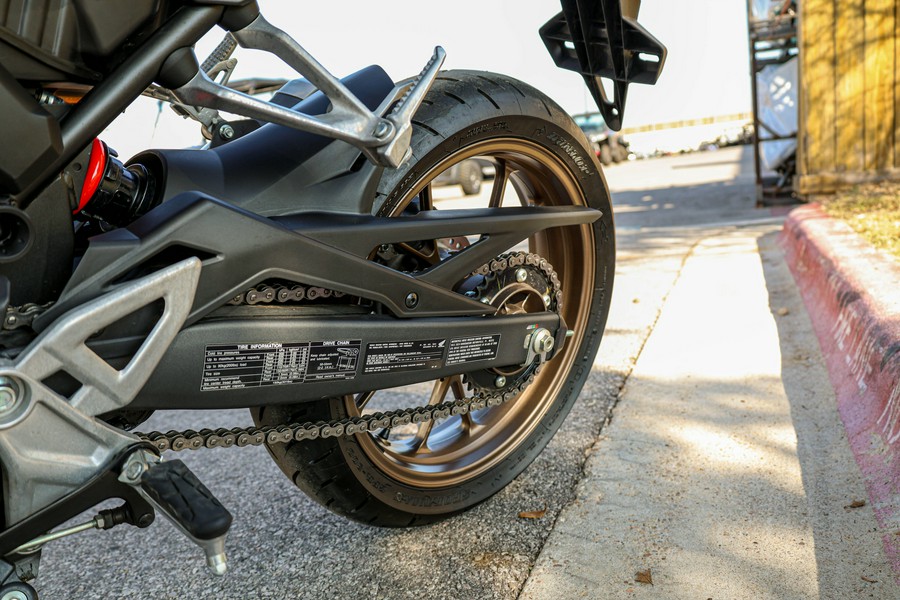 2024 HONDA CB300R ABS