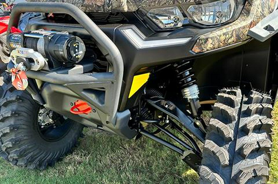 2023 Can-Am Defender MAX X MR HD10