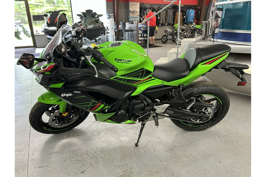 2024 Kawasaki Ninja® 650 KRT Edition ABS