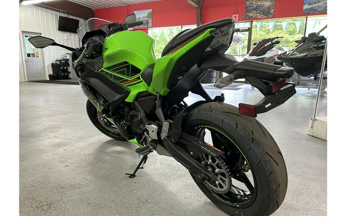 2024 Kawasaki Ninja® 650 KRT Edition ABS