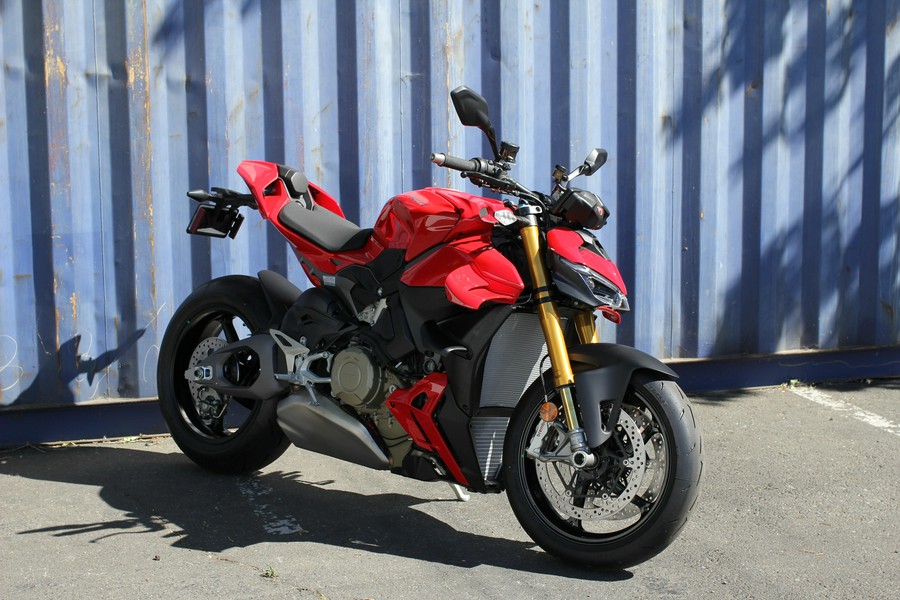 2025 Ducati Streetfighter V4 S