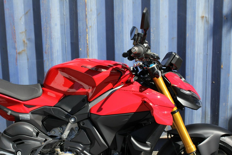 2025 Ducati Streetfighter V4 S