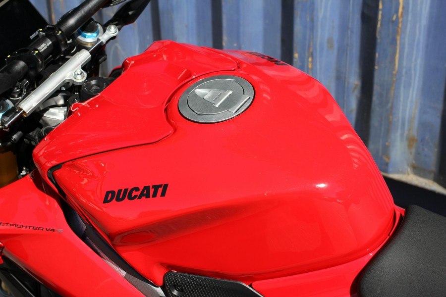 2025 Ducati Streetfighter V4 S