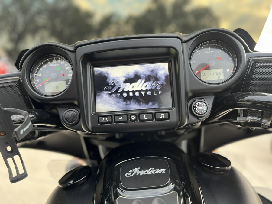 2022 Indian Motorcycle ROADMASTER DARK HORSE BLACK SMOKE 49ST Dark Horse