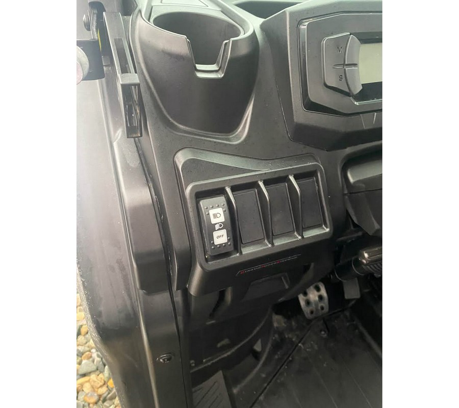 2021 Can-Am Defender DPS HD5