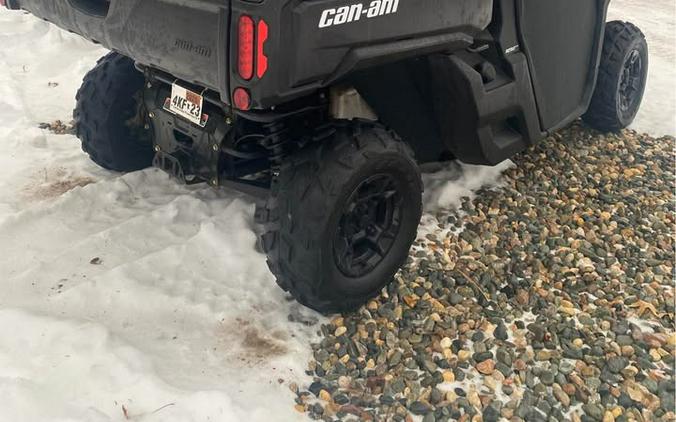 2021 Can-Am Defender DPS HD5