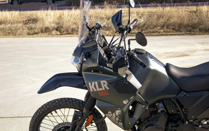 2025 Kawasaki KLR®650 Metallic Matte Old School Green ABS