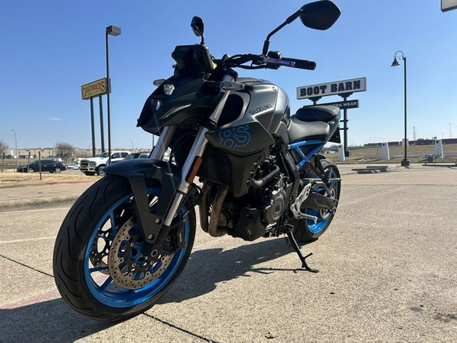 2024 Suzuki GSX 8S