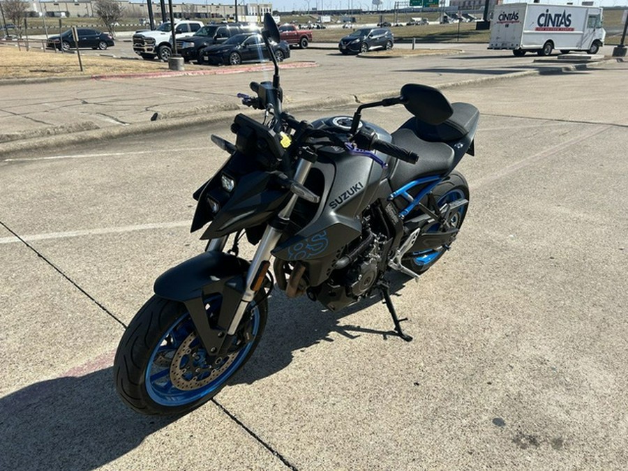 2024 Suzuki GSX 8S