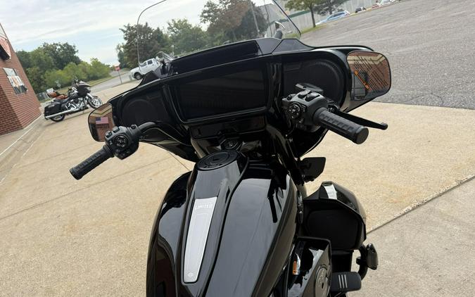 2026 Harley-Davidson Street Glide 3 Limited Vivid Black Black Trim