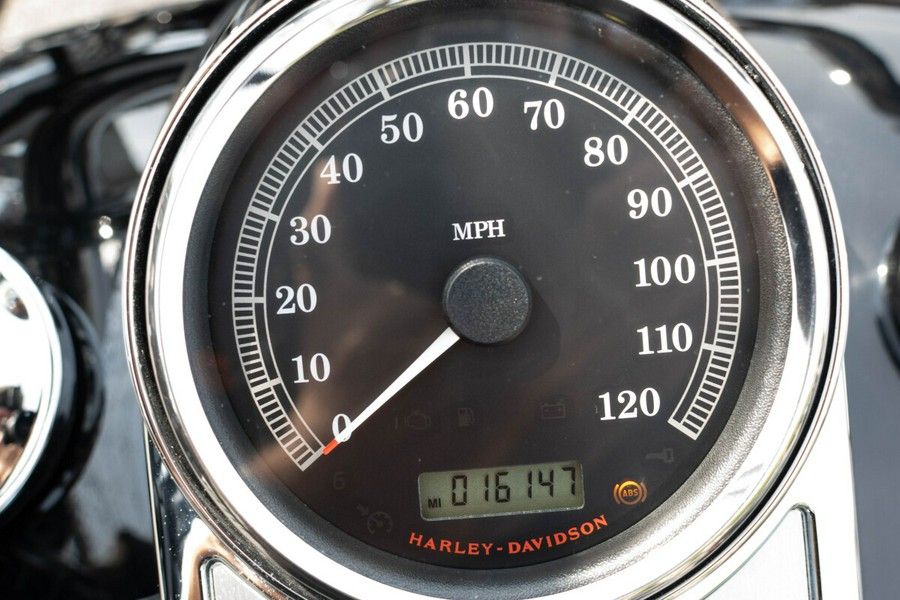 2012 Harley-Davidson Road King 103