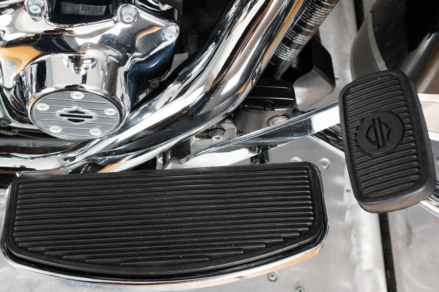 2012 Harley-Davidson Road King 103