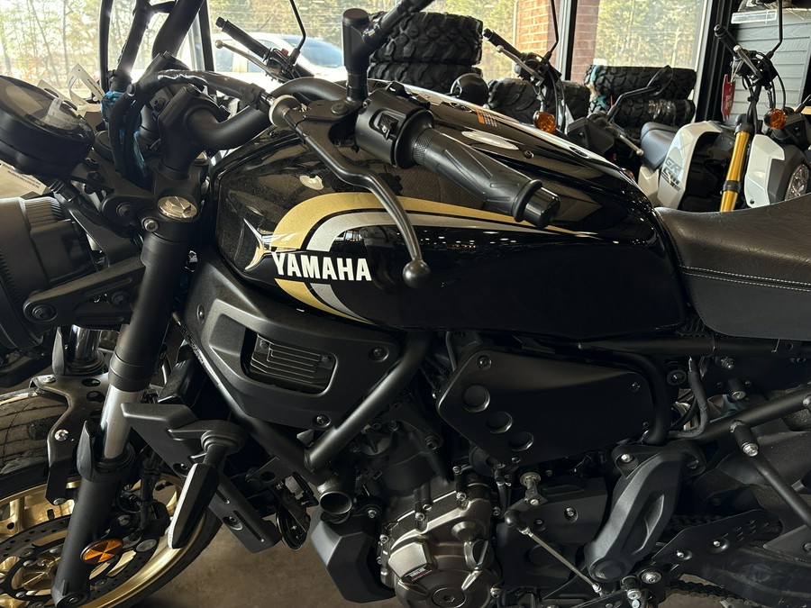 2025 Yamaha XSR700