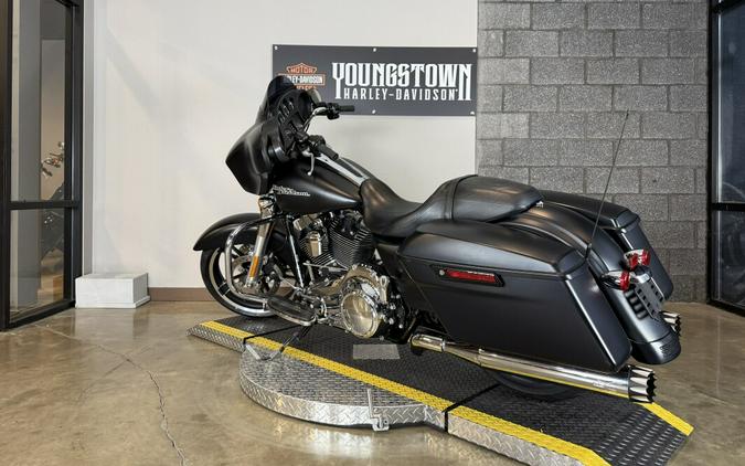 2016 Harley-Davidson® Street Glide® Special FLHXS