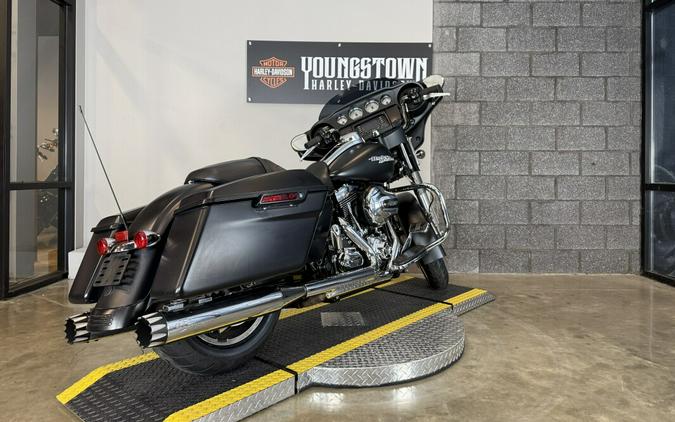 2016 Harley-Davidson® Street Glide® Special FLHXS