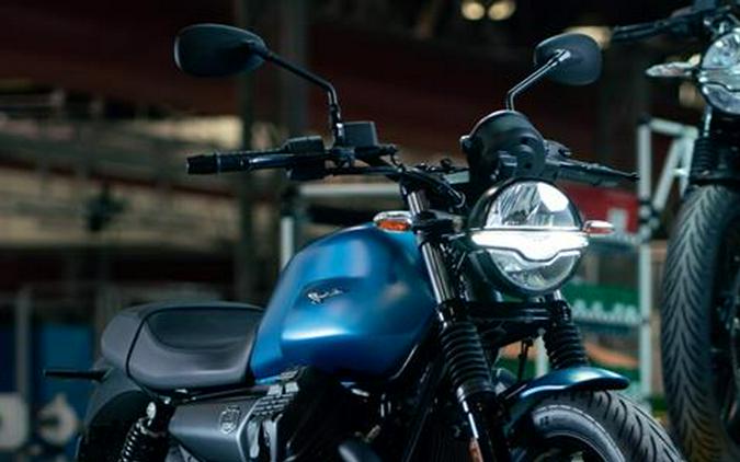 2027 Moto Guzzi V7 Stone