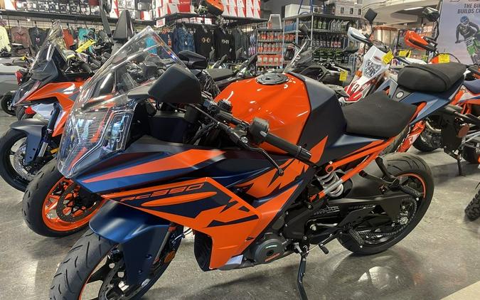 2022 KTM RC 390 Review [11 Fast Facts From the Street + Track]