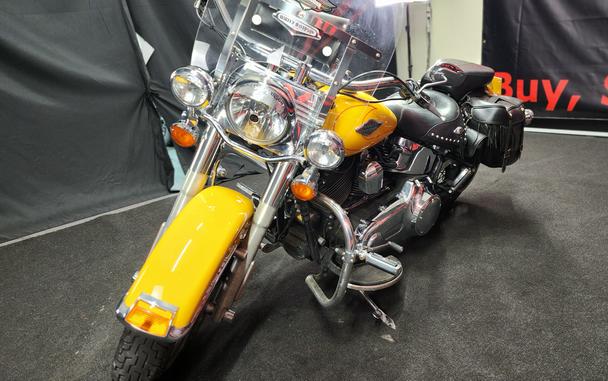 2011 Harley-Davidson® Heritage Softail Classic