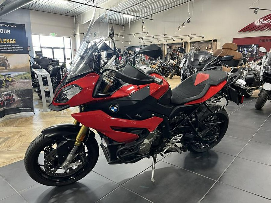 2016 BMW S 1000 XR Premium Racing Red