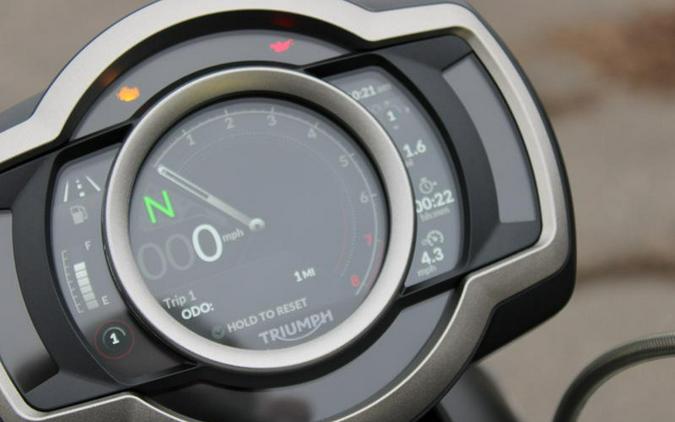 2026 Triumph Scrambler 1200 XE Matte khaki green