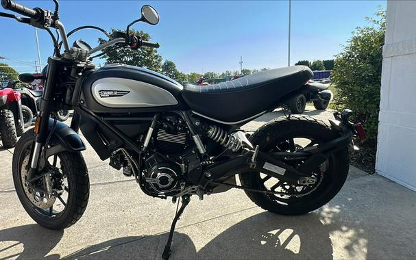 2021 Ducati Scrambler Icon Dark