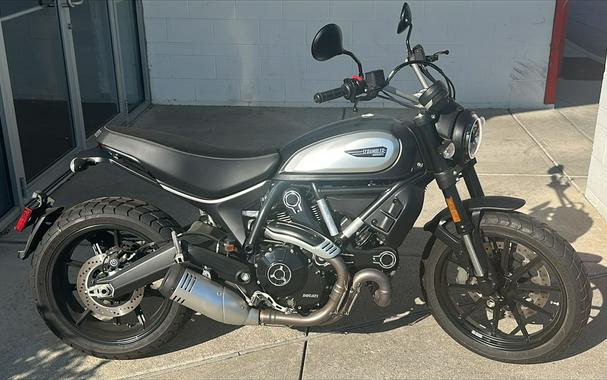 2021 Ducati Scrambler Icon Dark