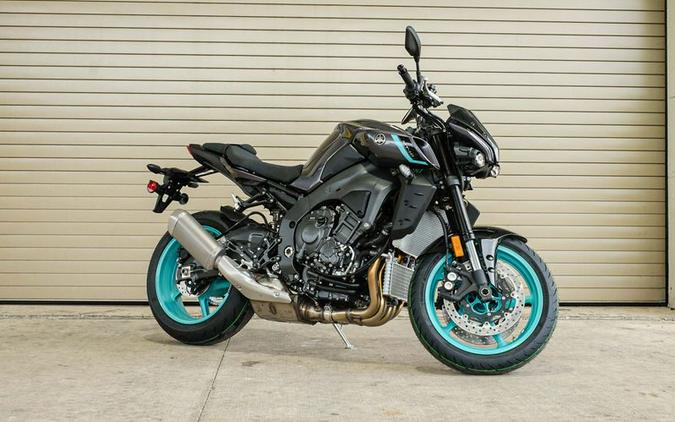 New 2024 YAMAHA MT10 MIDNIGHT CYAN