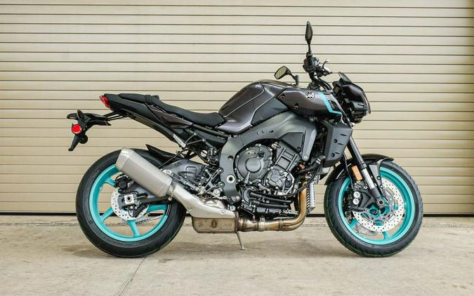 New 2024 YAMAHA MT10 MIDNIGHT CYAN