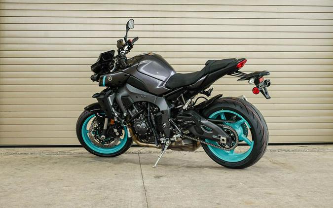 New 2024 YAMAHA MT10 MIDNIGHT CYAN