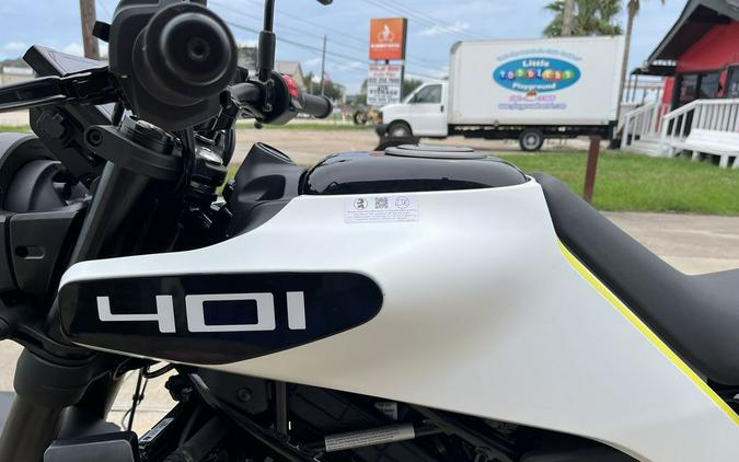 2024 Husqvarna® Vitpilen 401