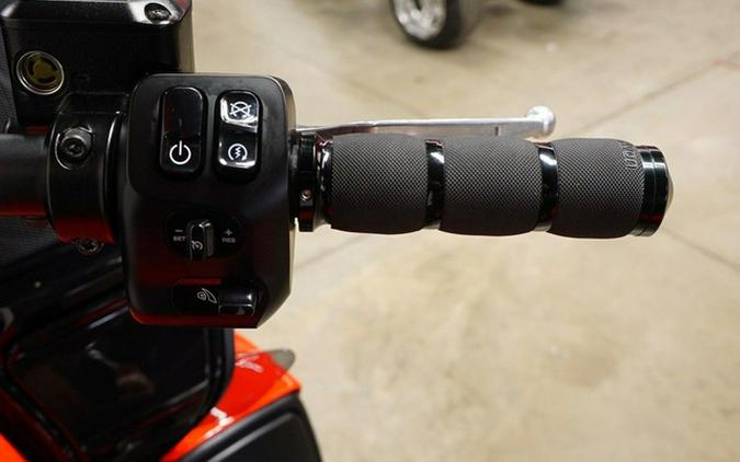 2023 Indian Challenger Dark Horse Indy Red Black Metallic